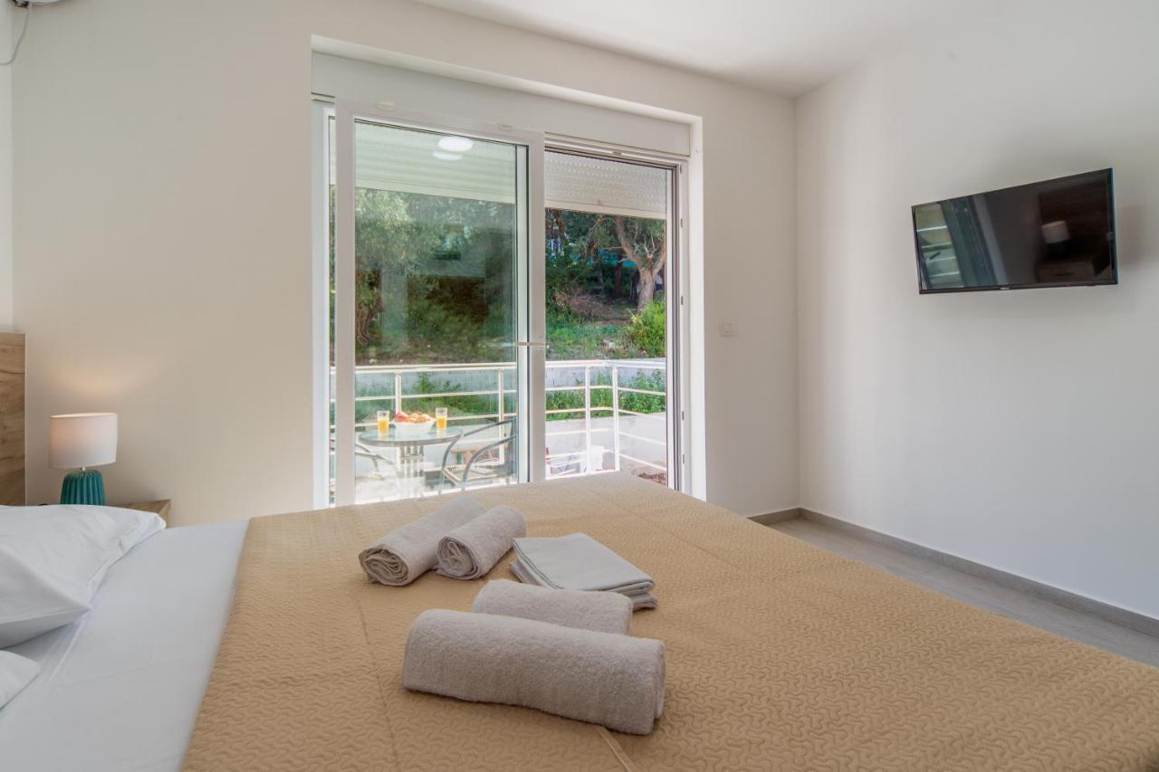 Grejm Lux Family Apartments Petrovac Dış mekan fotoğraf