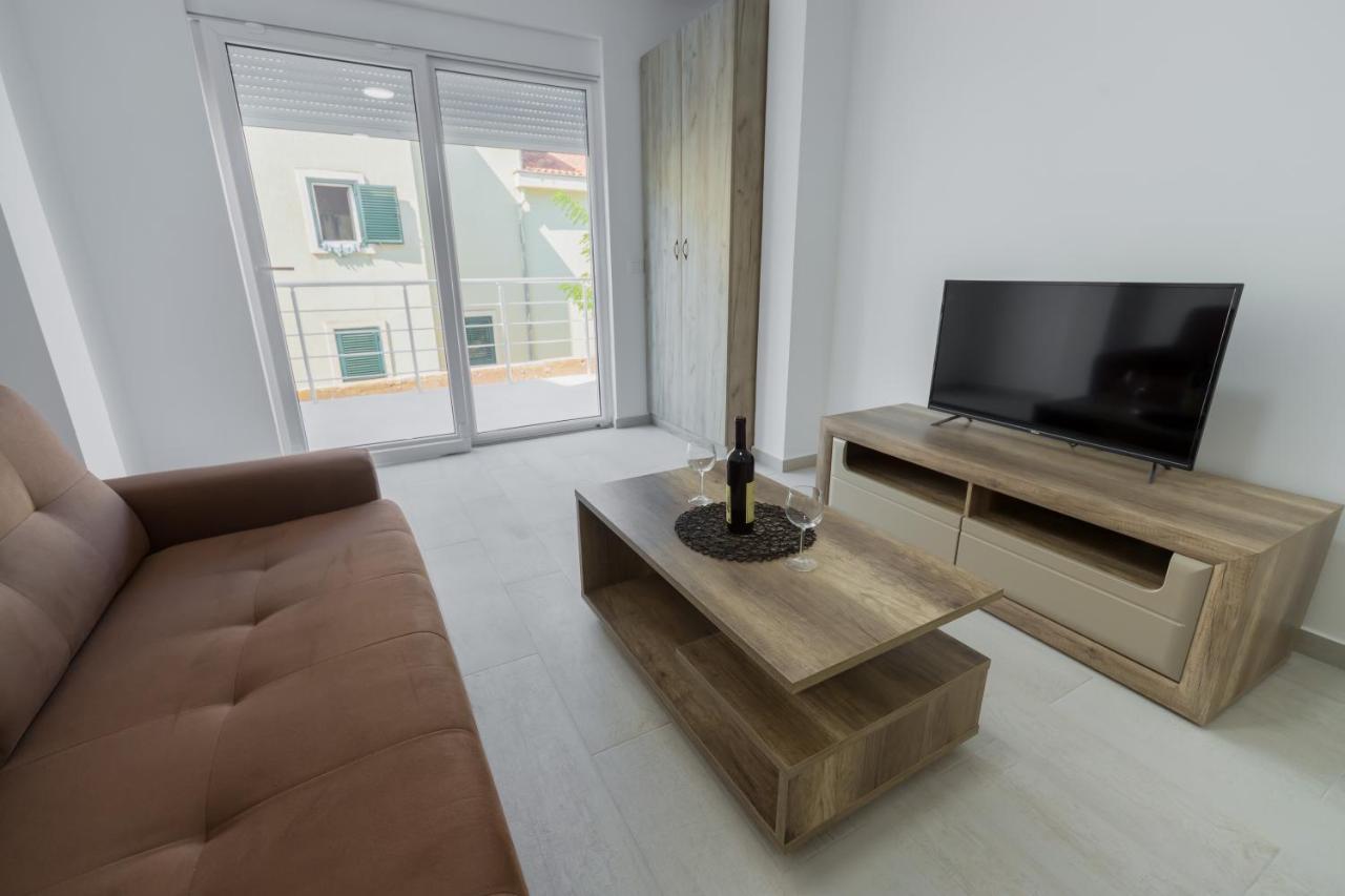 Grejm Lux Family Apartments Petrovac Dış mekan fotoğraf