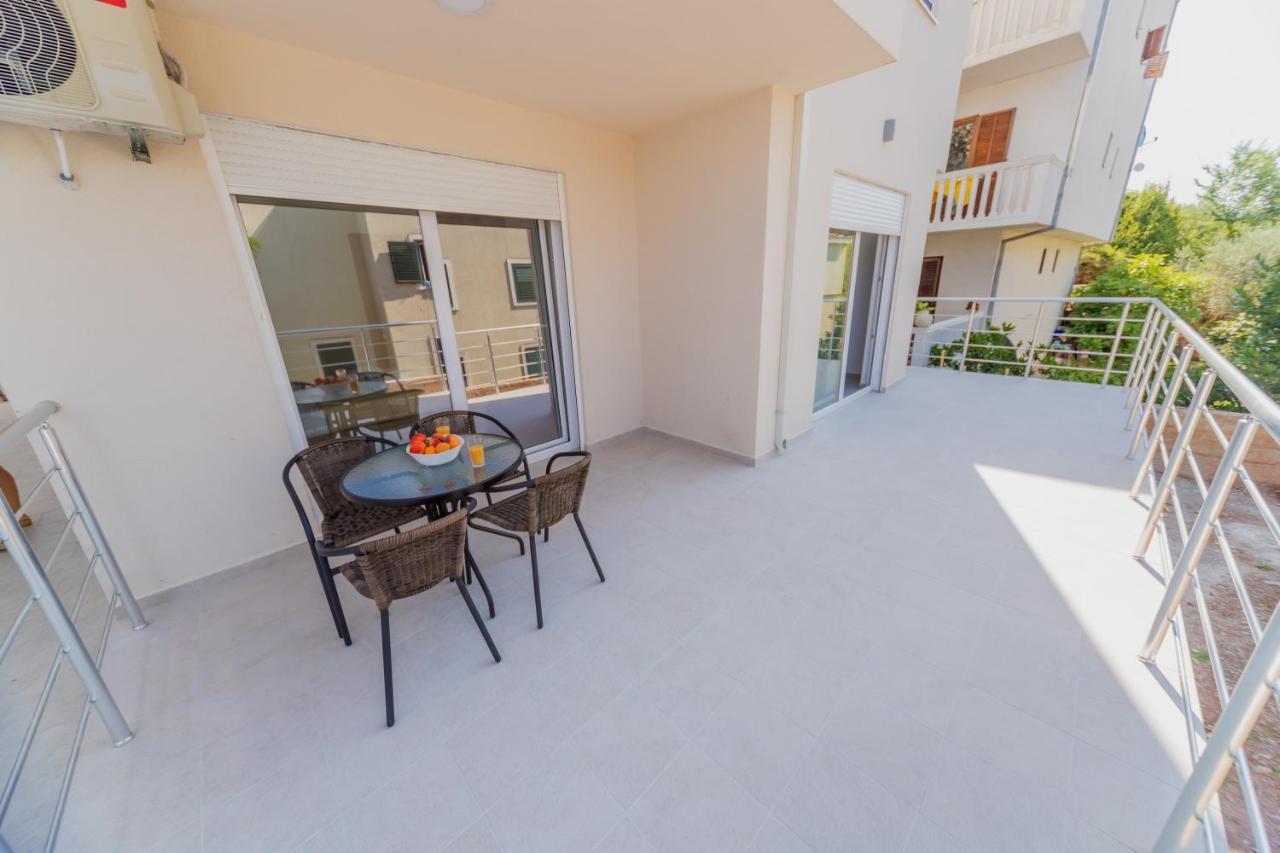 Grejm Lux Family Apartments Petrovac Dış mekan fotoğraf