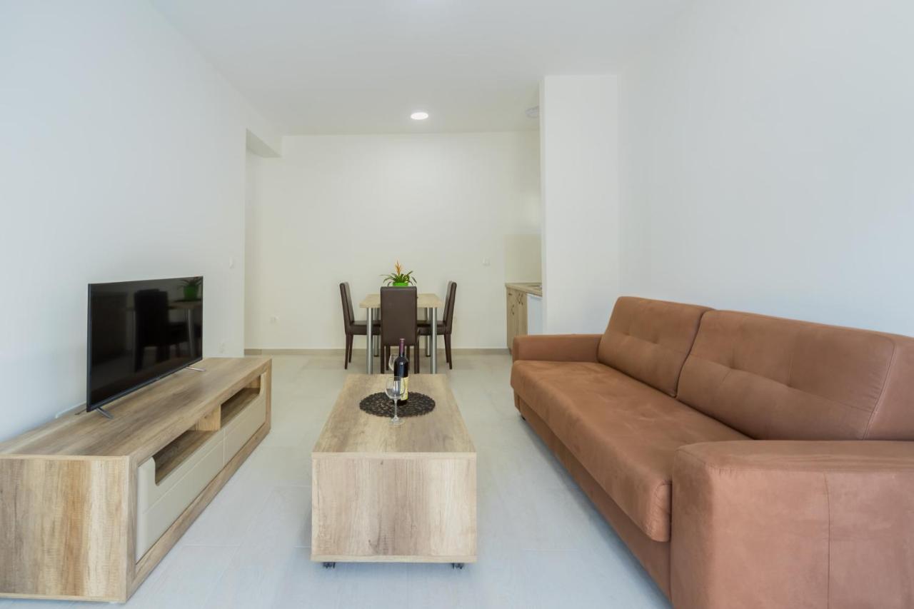 Grejm Lux Family Apartments Petrovac Dış mekan fotoğraf
